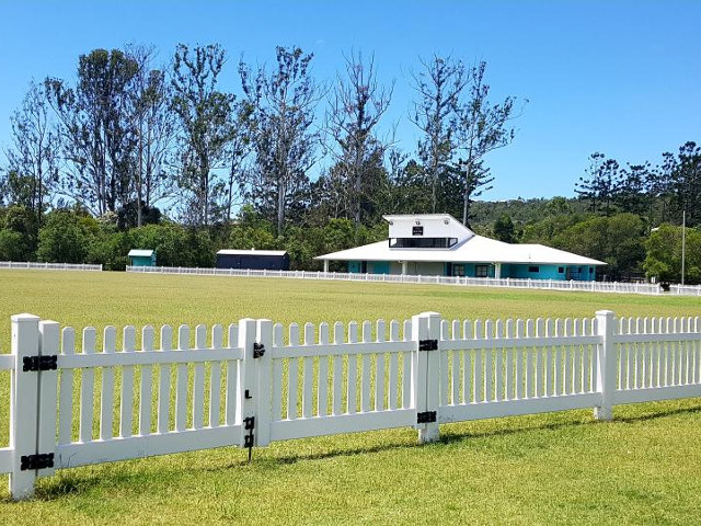 Project image 900mm Classic Level Sporting Field or Facility Fencing and Commercial Fencing